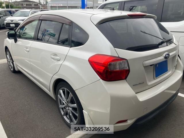 Subaru IMPREZA 2013-12 8245478-5