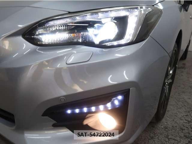 Subaru IMPREZA 2017-01 8314853-18