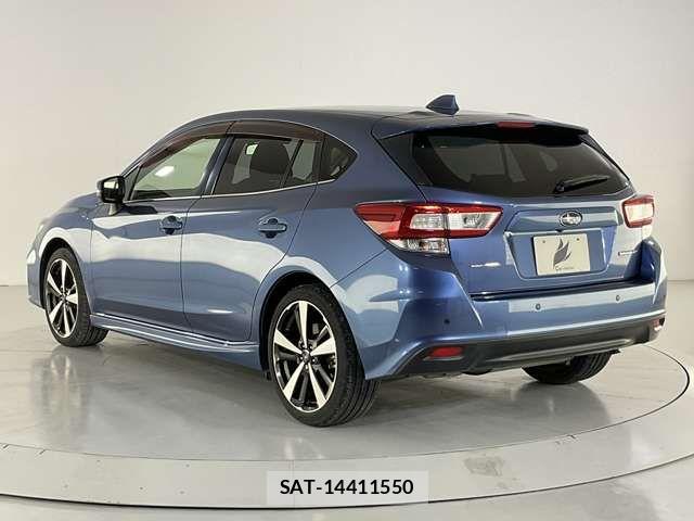 Subaru IMPREZA 2017-03 8314854-3