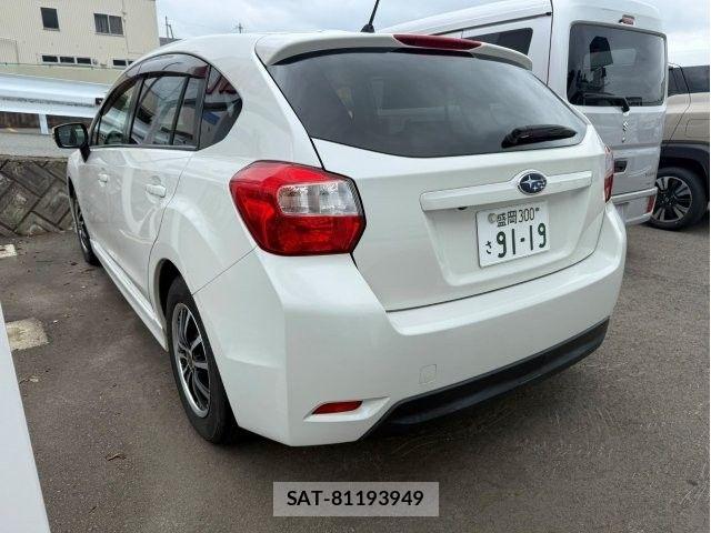 Subaru IMPREZA 2015-12 8314858-1
