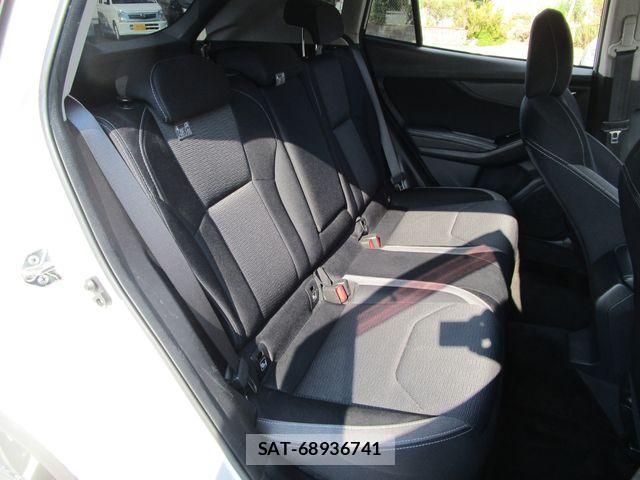Subaru IMPREZA 2017-12 8336273-9