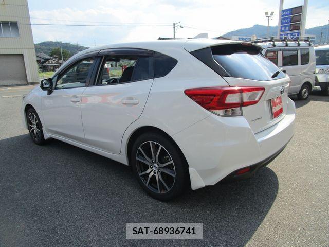 Subaru IMPREZA 2017-12 8336273-5