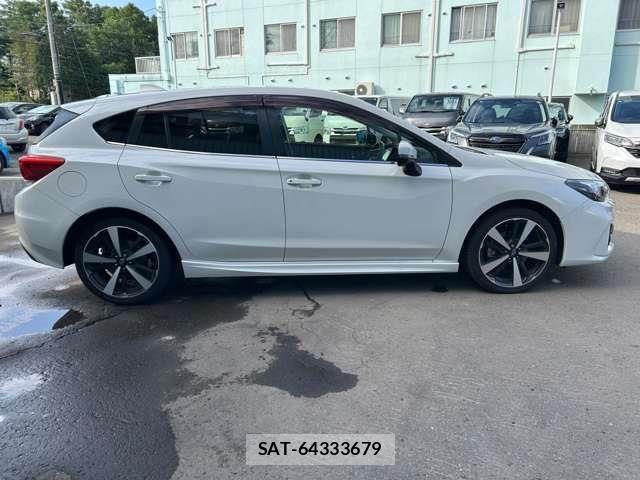 Subaru IMPREZA 2017-06 8336269-2