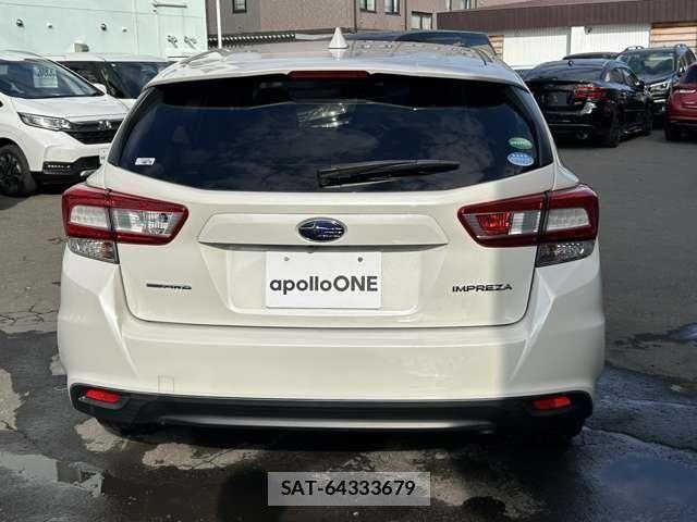 Subaru IMPREZA 2017-06 8336269-4
