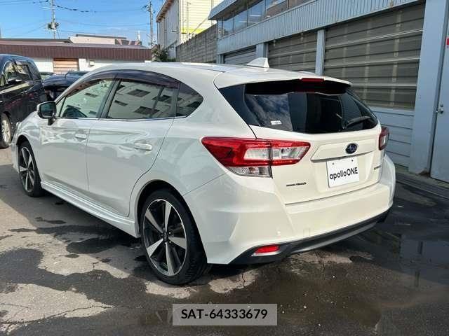 Subaru IMPREZA 2017-06 8336269-5