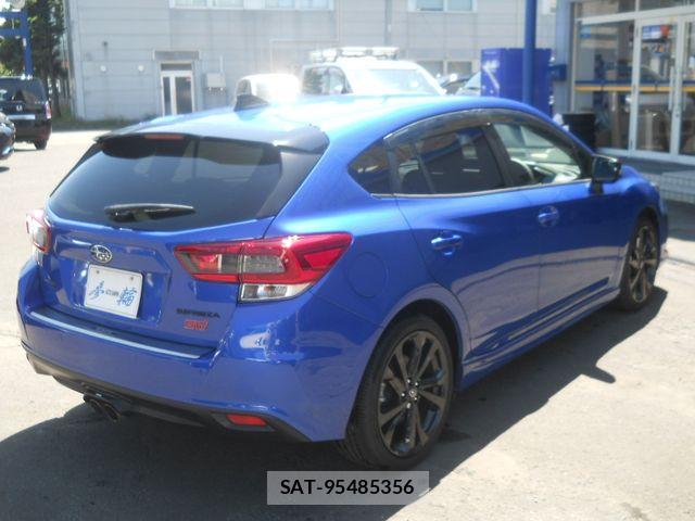 Subaru IMPREZA 2022-04 8336268-4