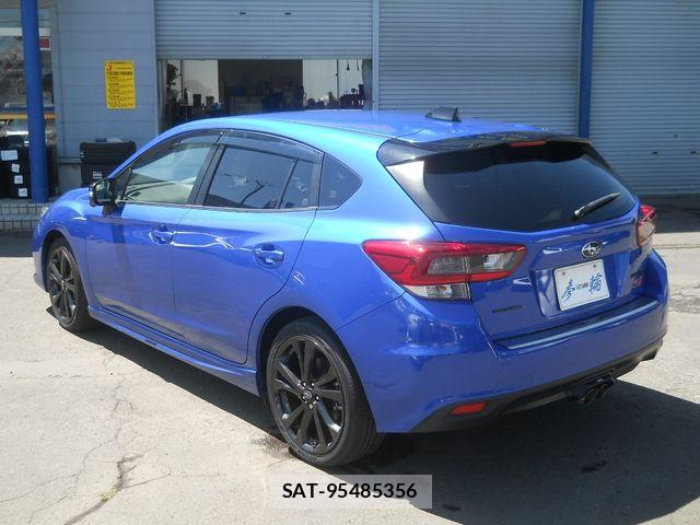 Subaru IMPREZA 2022-04 8336268-6