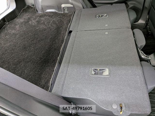 Subaru IMPREZA 2019-03 8354712-16