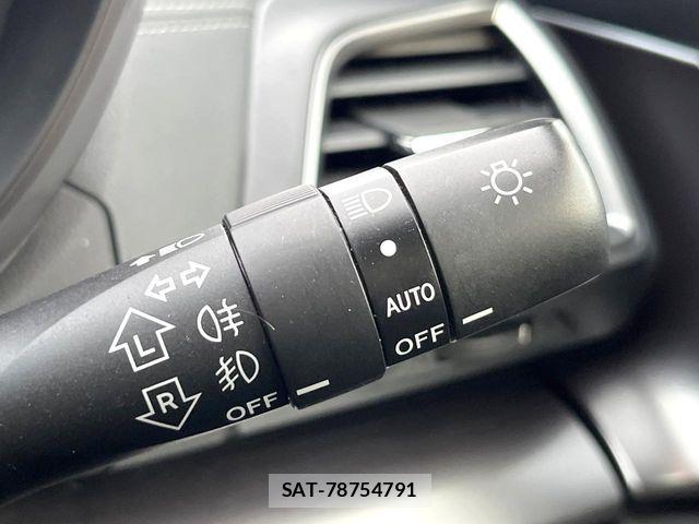 Subaru IMPREZA 2017-10 8354711-4