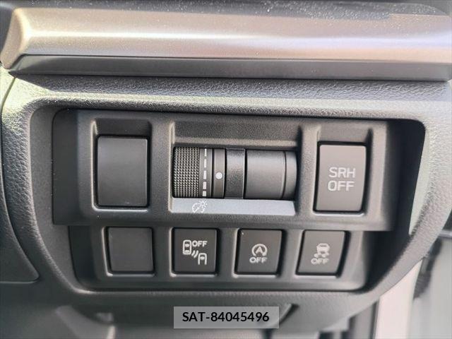 Subaru IMPREZA 2018-03 8366393-25