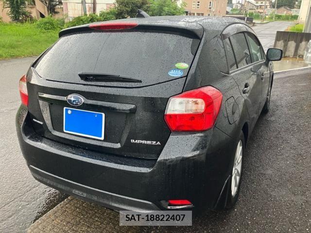 Subaru IMPREZA 2012-03 8366395-3