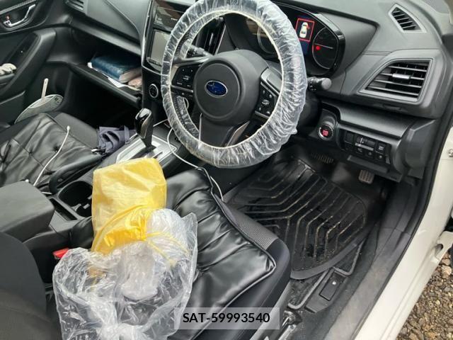 Subaru IMPREZA 2018-04 8366396-21