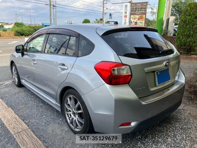 Subaru IMPREZA 2012-03 8366397-4