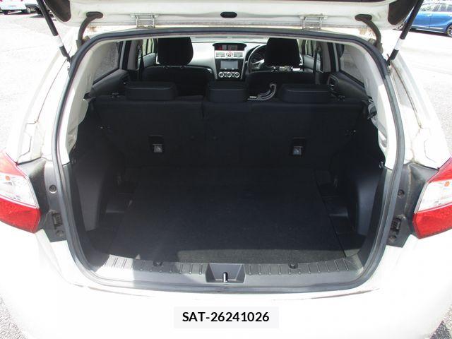 Subaru IMPREZA 2015-04 8366398-11