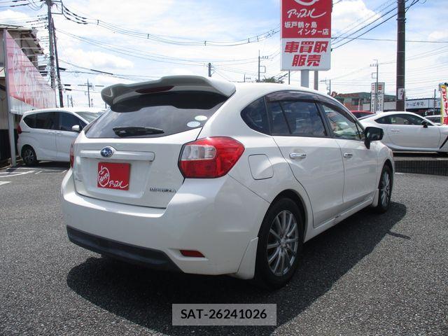 Subaru IMPREZA 2015-04 8366398-2
