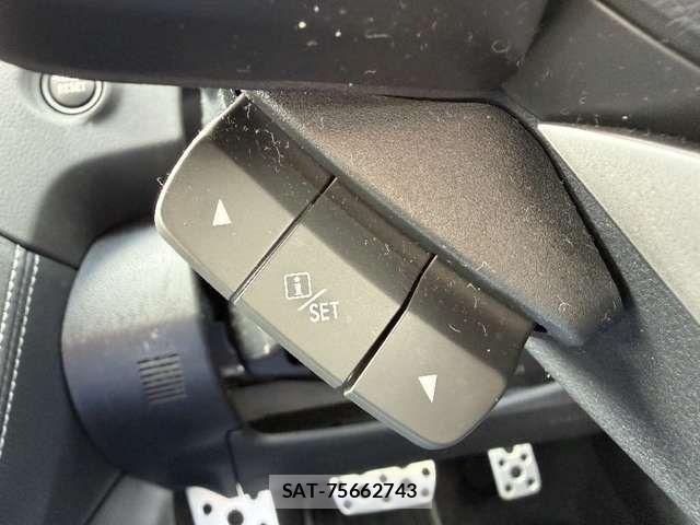 Subaru IMPREZA 2016-10 8412942-18