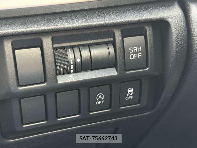 Subaru IMPREZA 2016-10 8412942-19