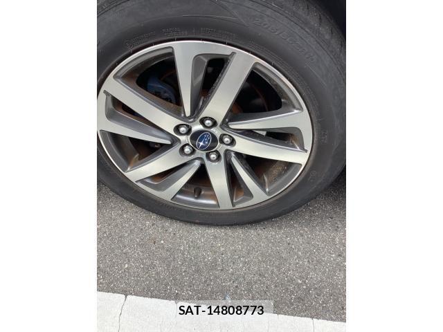 Subaru IMPREZA 2015-10 8412946-1