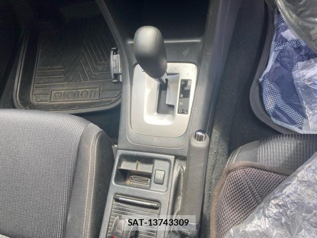 Subaru IMPREZA 2014-01 8412949-11