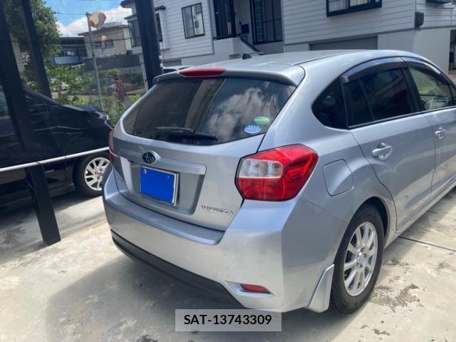 Subaru IMPREZA 2014-01 8412949-17