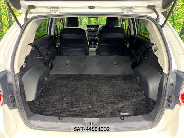 Subaru IMPREZA 2012-12 8525266-9