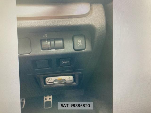 Subaru IMPREZA 2012-01 8525273-17