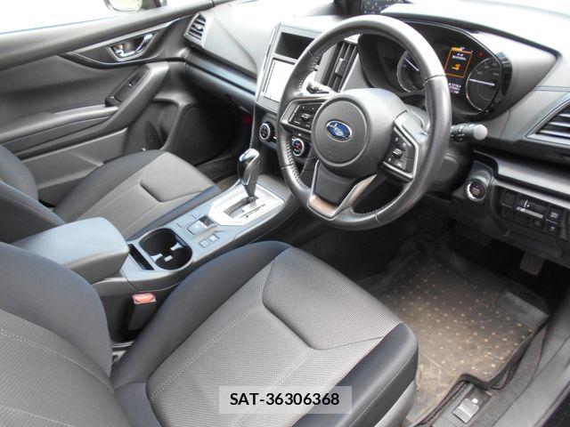 Subaru IMPREZA 2018-03 8562204-11