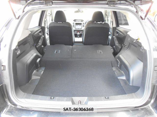 Subaru IMPREZA 2018-03 8562204-8