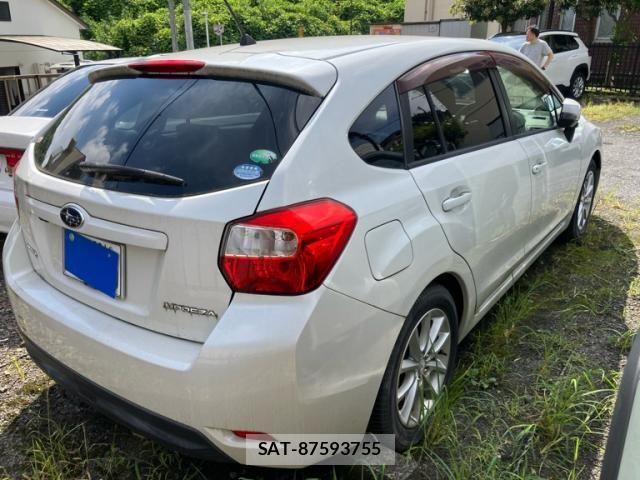 Subaru IMPREZA 2014-10 8562206-4