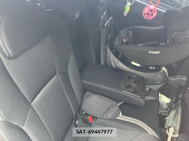 Subaru IMPREZA 2018-01 8627199-15
