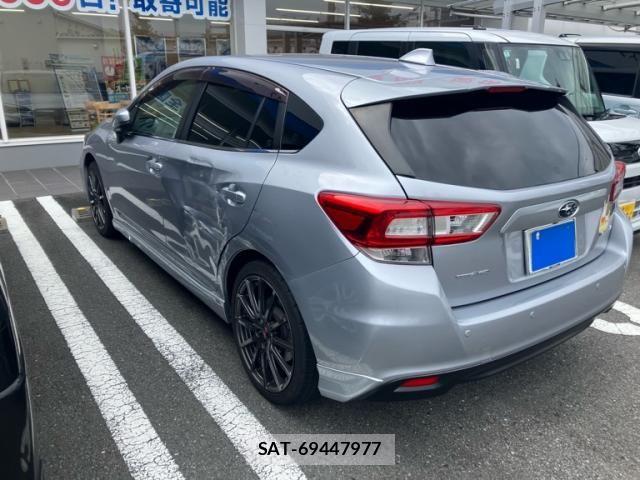 Subaru IMPREZA 2018-01 8627199-3