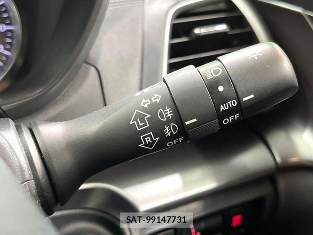 Subaru IMPREZA 2017-11 8666282-8