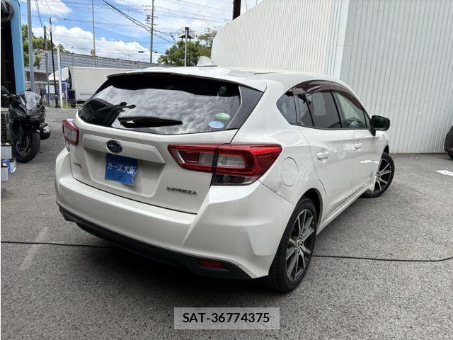 Subaru IMPREZA 2017-08 8659527-3