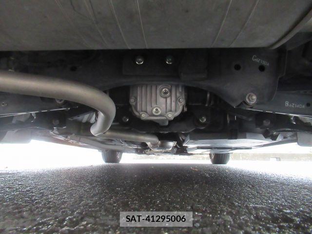 Subaru IMPREZA 2017-01 8659529-28