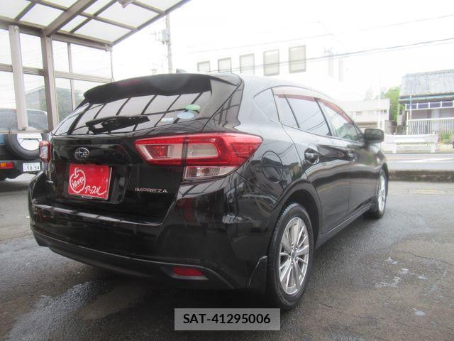 Subaru IMPREZA 2017-01 8659529-2