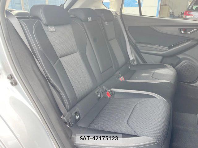 Subaru IMPREZA 2017-11 8742816-9