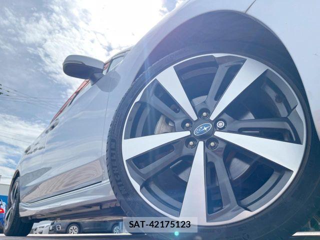 Subaru IMPREZA 2017-11 8742816-12