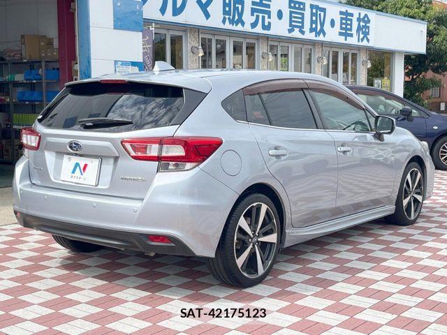 Subaru IMPREZA 2017-11 8742816-16