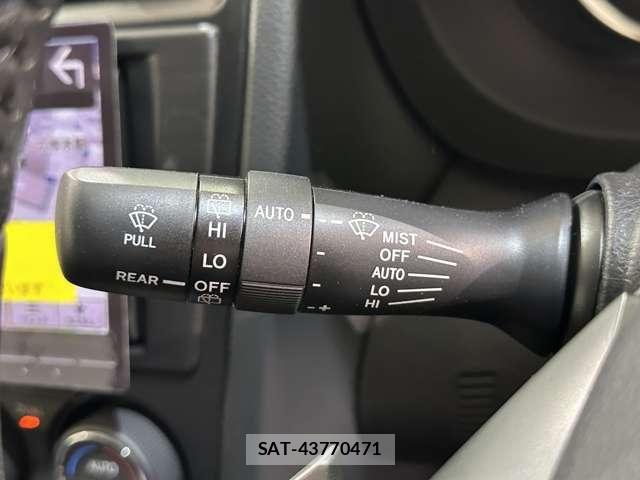Subaru IMPREZA 2012-05 8742818-13