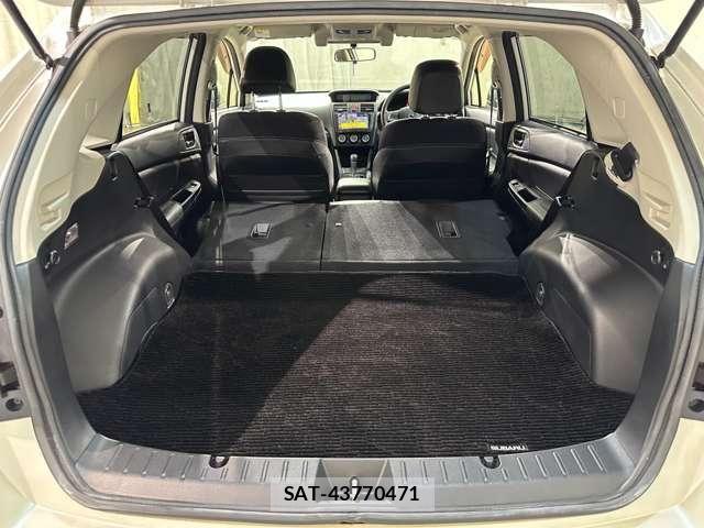 Subaru IMPREZA 2012-05 8742818-26