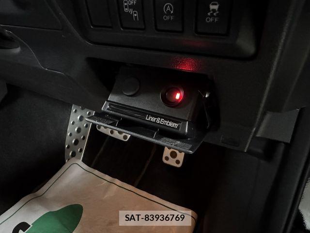 Subaru IMPREZA 2017-03 8780625-26