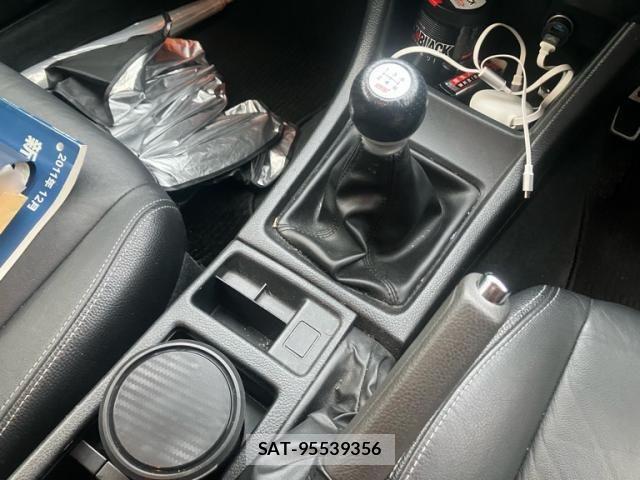 Subaru IMPREZA 2012-03 8796250-21