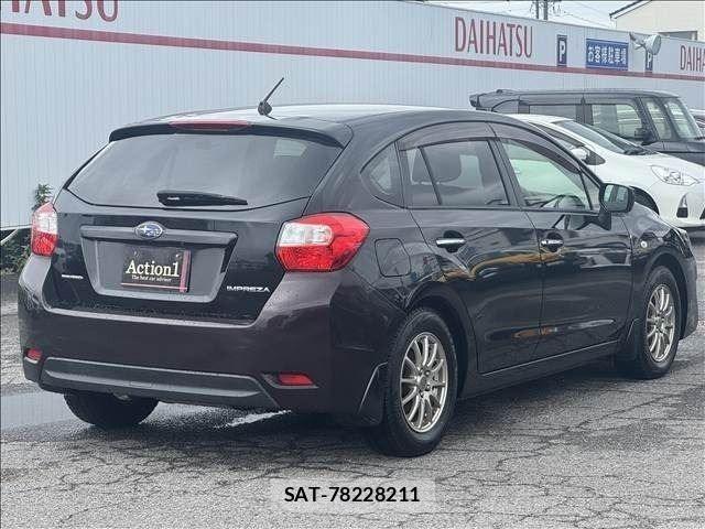 Subaru IMPREZA 2015-06 8829556-5