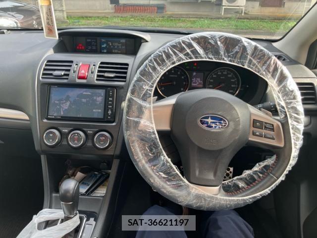 Subaru IMPREZA 2014-10 8829565-15