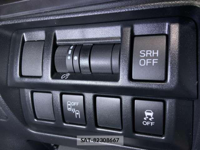 Subaru IMPREZA 2022-05 8829552-4