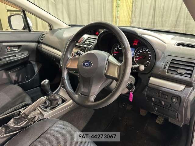 Subaru IMPREZA 2014-01 8849393-8