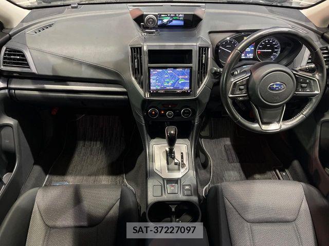 Subaru IMPREZA 2018-03 8841000-1