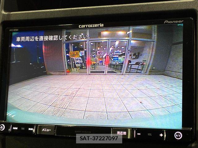 Subaru IMPREZA 2018-03 8841000-4