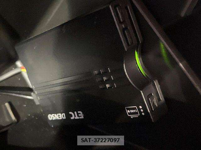 Subaru IMPREZA 2018-03 8841000-5