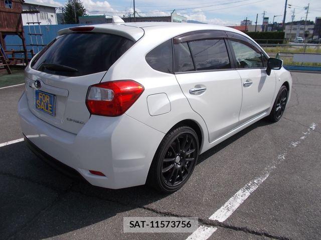 Subaru IMPREZA 2016-09 8880164-3